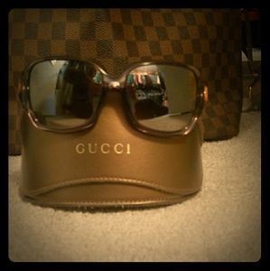 FINAL SALE🎉Gucci bamboo sunglasses